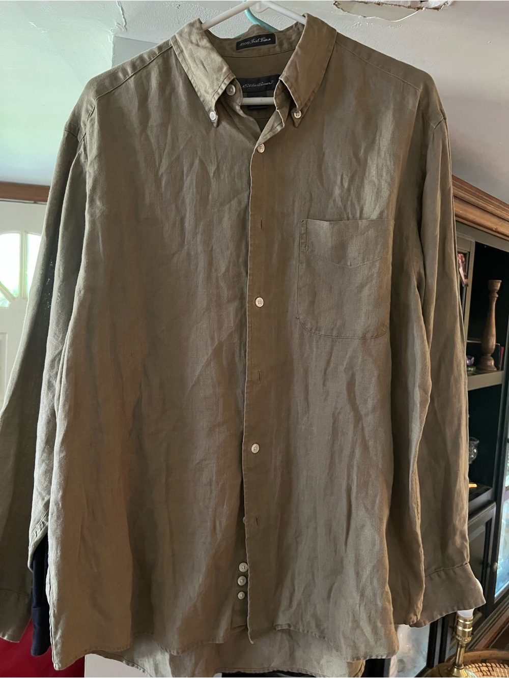 Eddie Bauer 100% Irish Linen Button-Down Medium tan/Brown